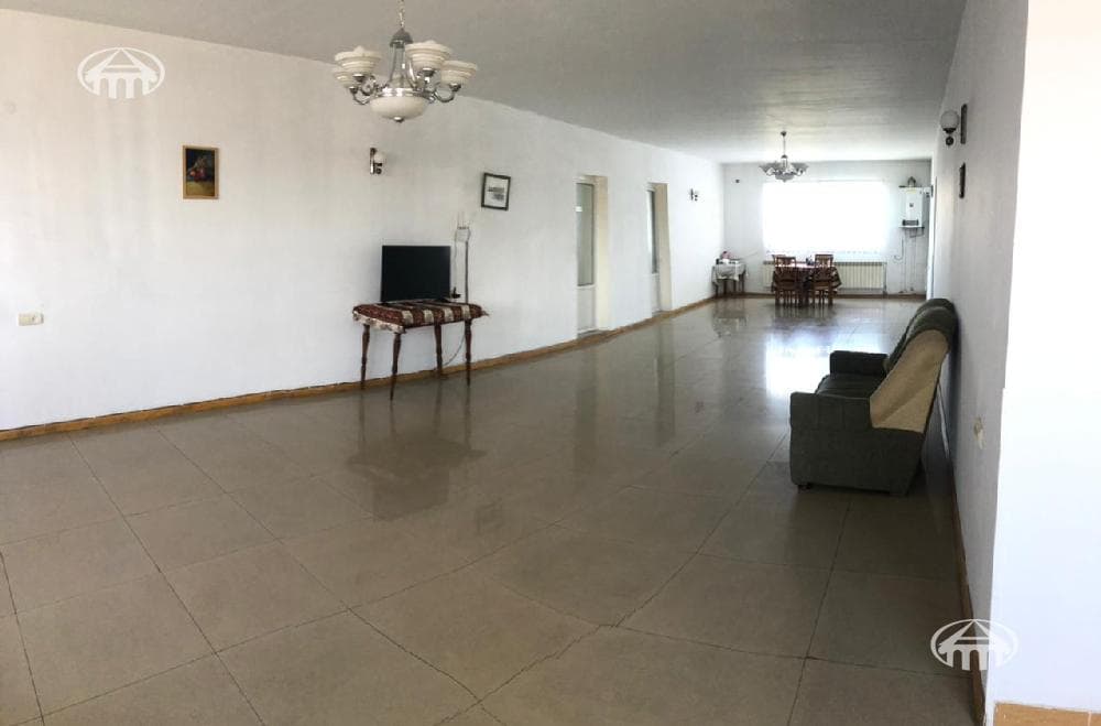 Other · 1,100 m² · Qasax