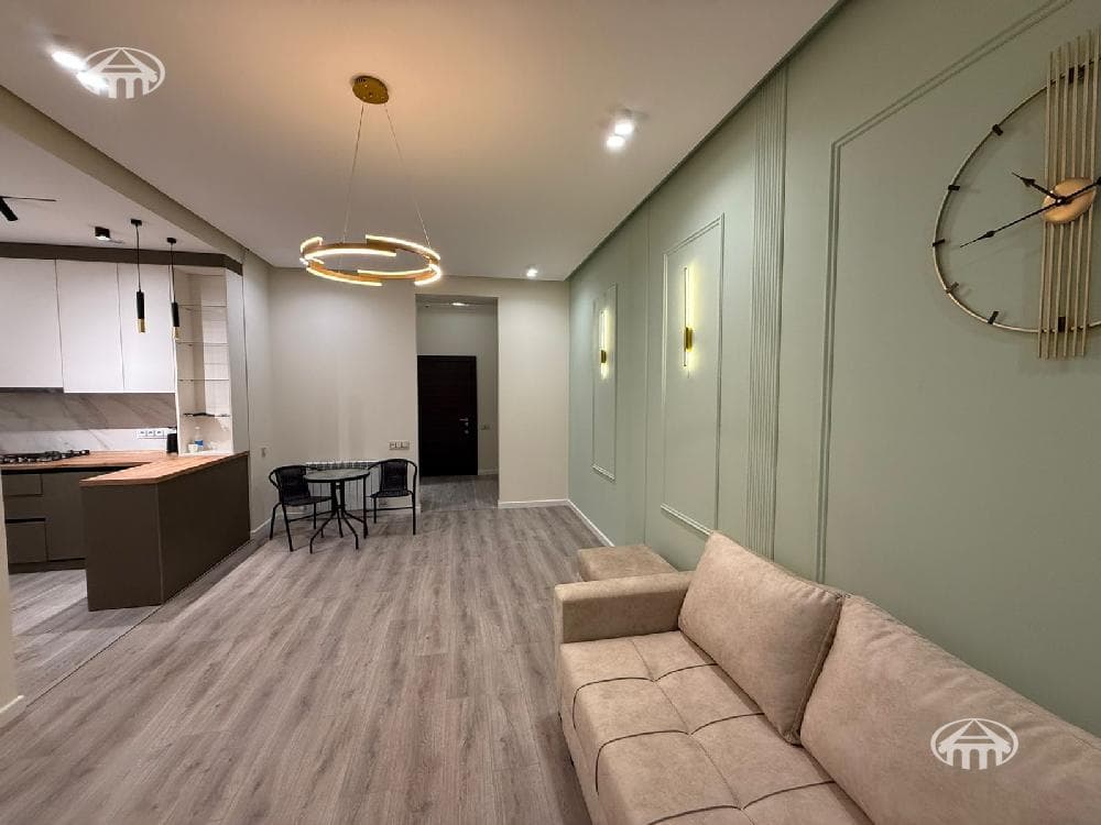 Квартира · 2 комн. · 65 м² · Аджапняк