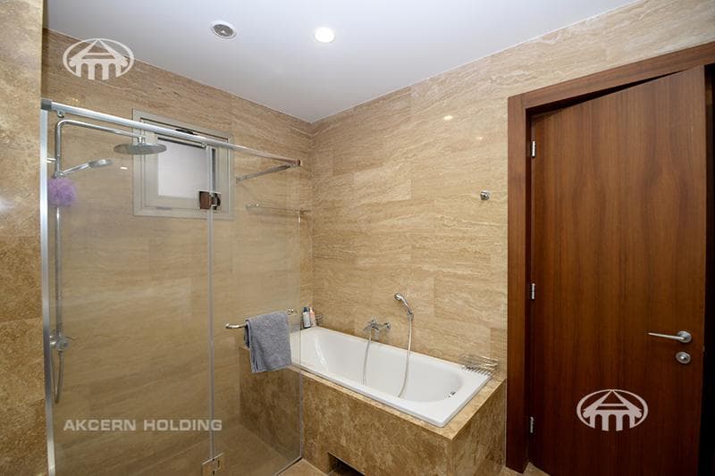 Квартира · 4 комн. · 176 м² · Кентрон