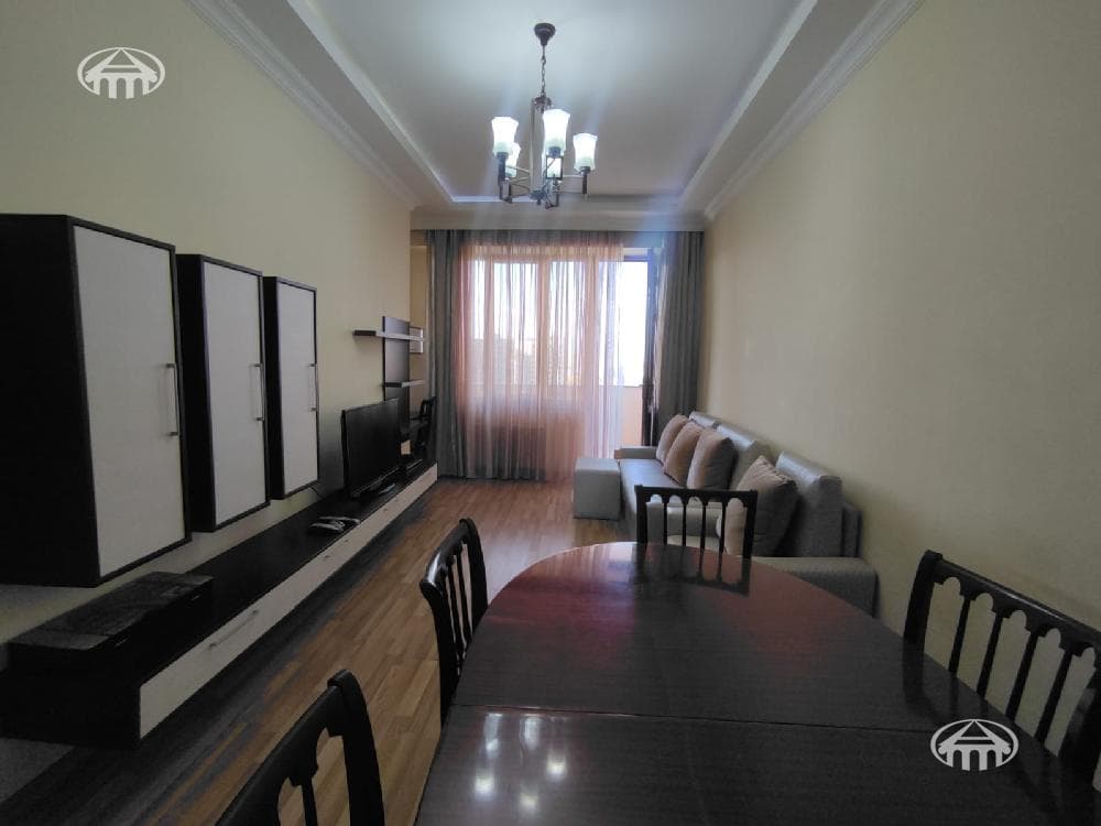 Квартира · 3 комн. · 80 м² · Арабкир