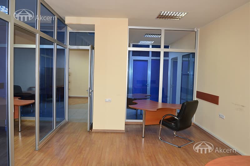 Գրասենյակ · 82 մ² · Քանաքեռ-Զեյթուն