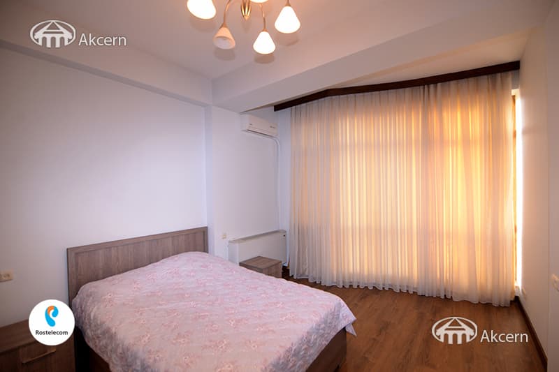 Дом · 7 комн. · 418 м² · Арабкир