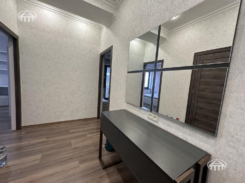 Apartment · 3 rooms · 84 m² · Kanaker-Zeytun