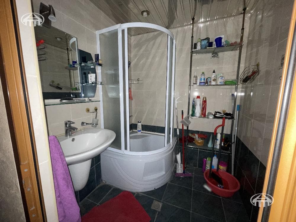Квартира · 3 комн. · 96 м² · Аван — фото 8 из 11
