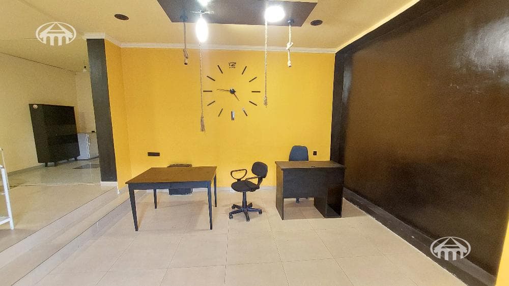 House · 6 rooms · 345 m² · Kanaker-Zeytun