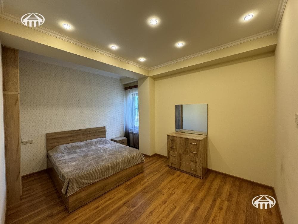 Apartment · 3 rooms · 84 m² · Kanaker-Zeytun