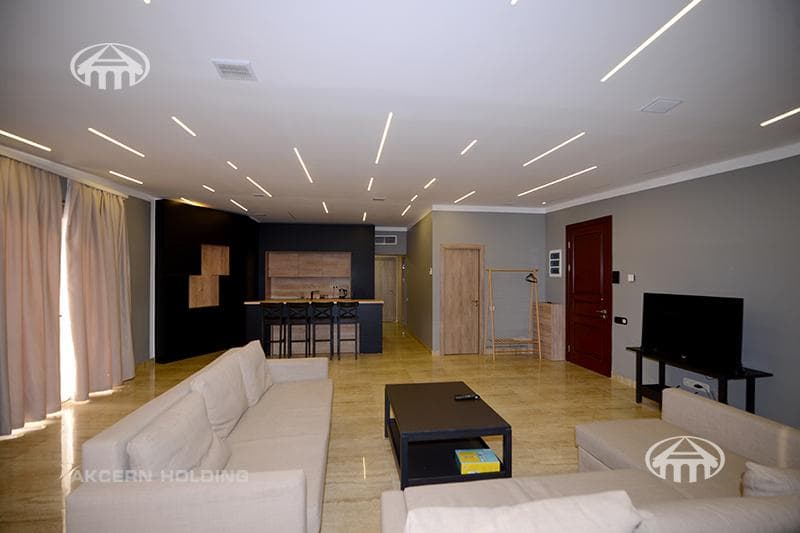 Квартира · 4 комн. · 150 м² · Кентрон