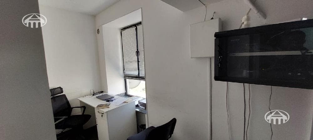 Retail · 168 m² · Kentron