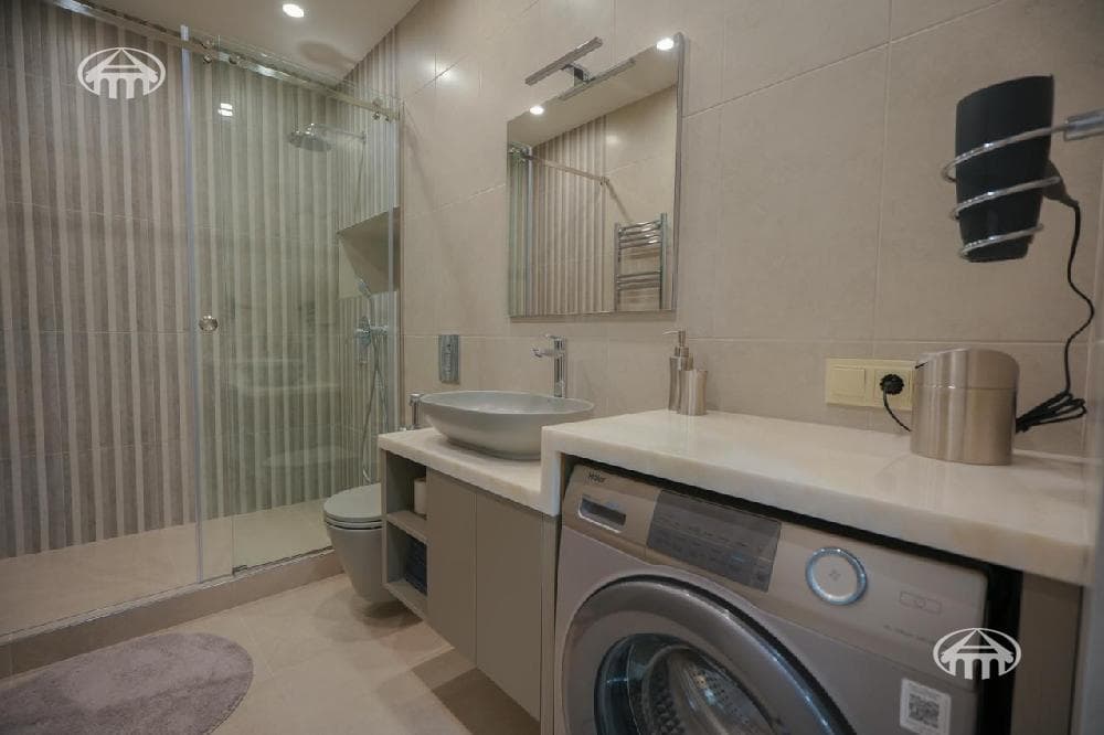 Բնակարան · 3 սեն. · 70 մ² · Կենտրոն