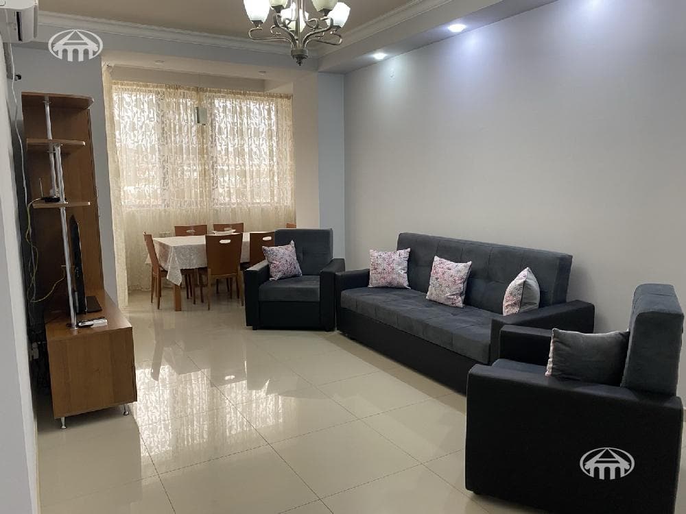 Квартира · 3 комн. · 105 м² · Арабкир