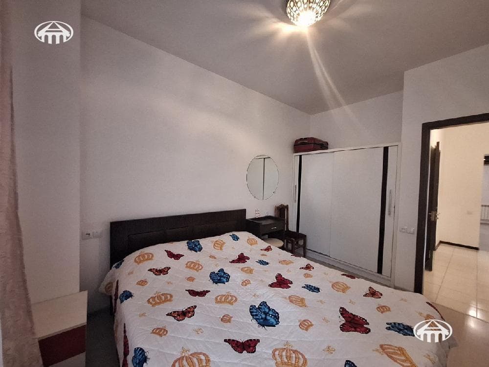 Apartment · 3 rooms · 76 m² · Kentron