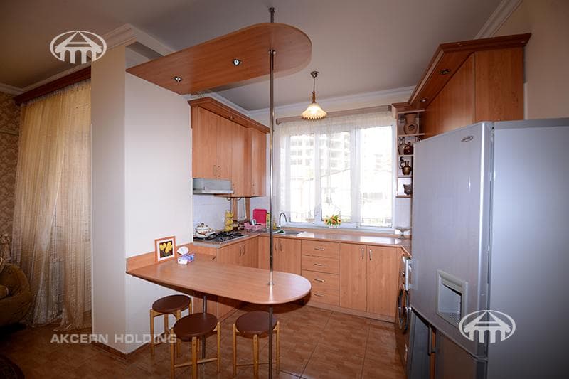 Apartment · 3 rooms · 85 m² · Arabkir