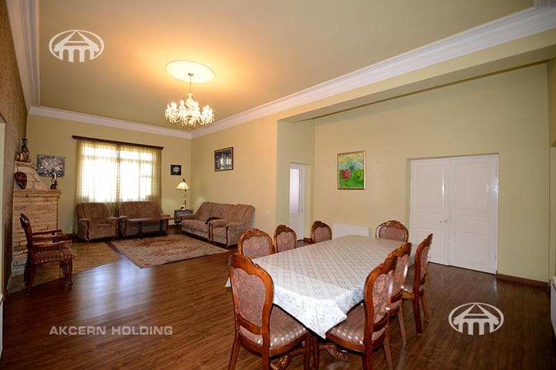 Особняк · 5 комн. · 310 м² · Арташаван