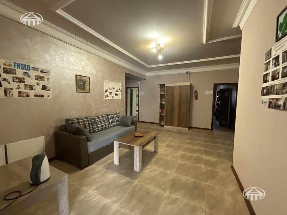 Առանձնատուն · 9 սեն. · 808 մ² · Արաբկիր