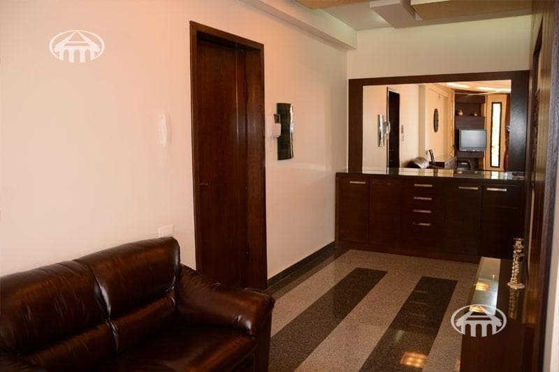 Apartment · 4 rooms · 239 m² · Arabkir