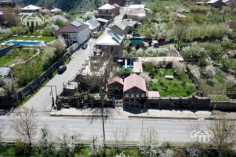 Land · 500 m² · Garni
