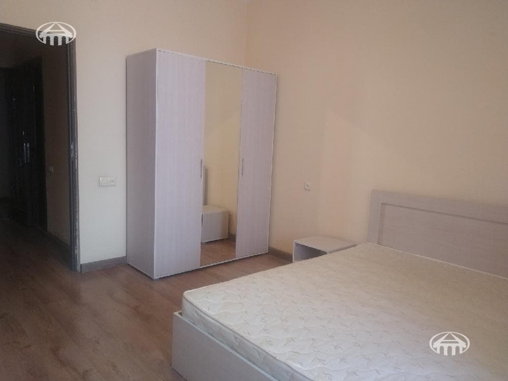 Квартира · 3 комн. · 64 м² · Кентрон