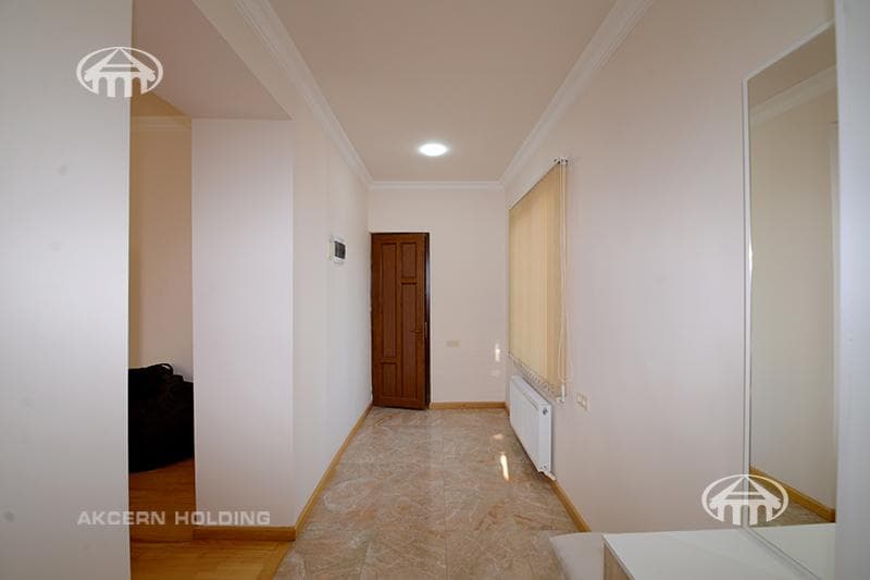 Առանձնատուն · 4 սեն. · 280 մ² · Առինջ