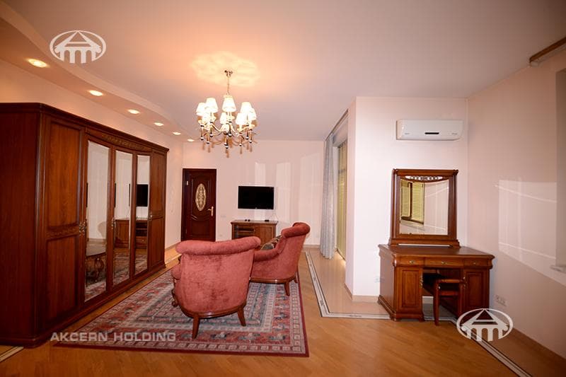 Квартира · 4 комн. · 197 м² · Арабкир