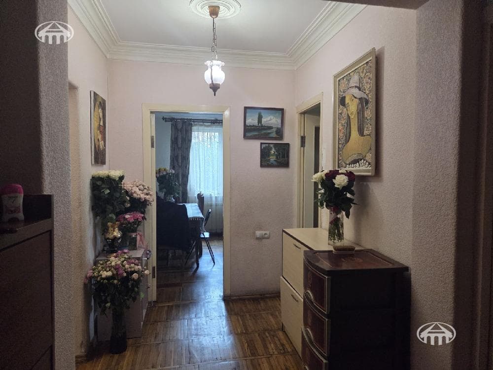 Apartment · 4 rooms · 107 m² · Davtashen