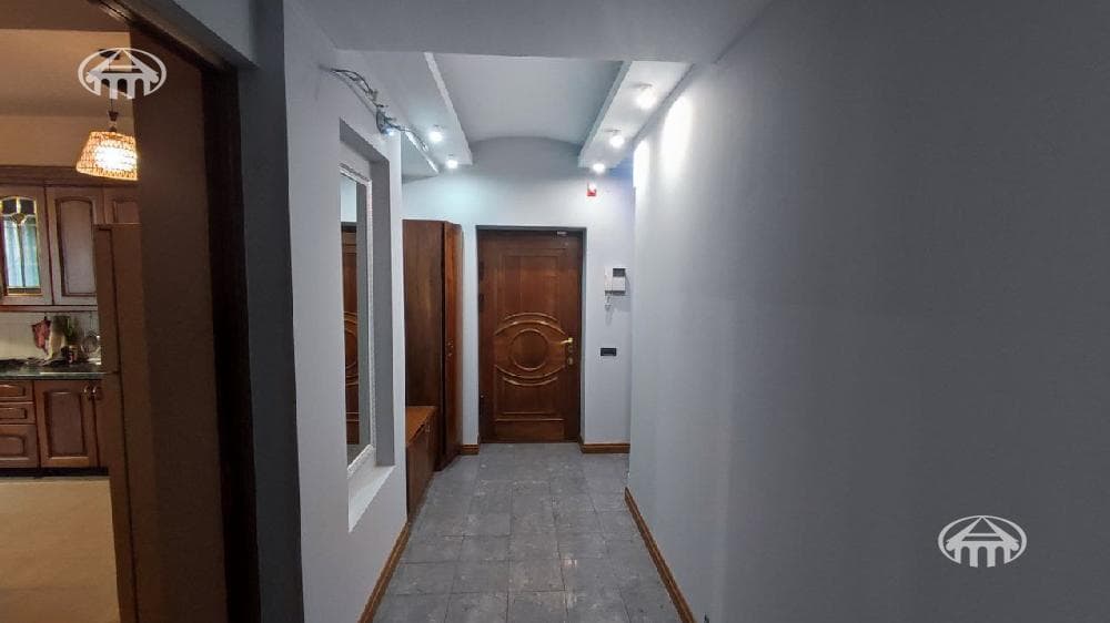 Բնակարան · 4 սեն. · 162 մ² · Կենտրոն