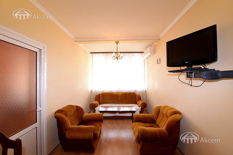 Квартира · 2 комн. · 65 м² · Арабкир