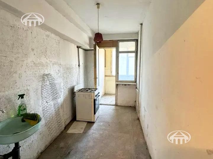 Квартира · 3 комн. · 95 м² · Кентрон