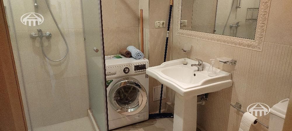 Квартира · 3 комн. · 85 м² · Кентрон