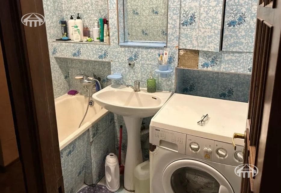Apartment · 3 rooms · 85 m² · Kentron