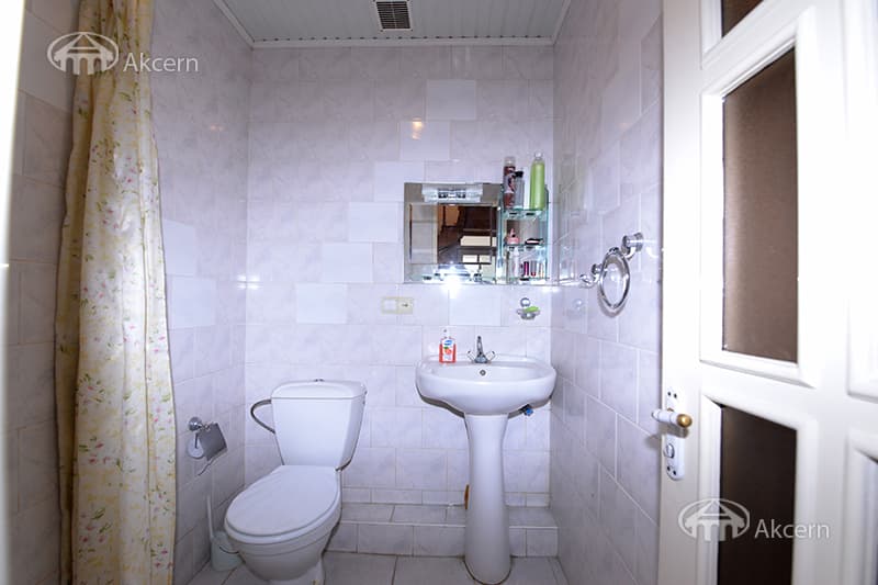 Առանձնատուն · 8 սեն. · 500 մ² · Արաբկիր