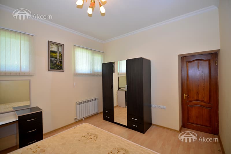 Квартира · 3 комн. · 140 м² · Арабкир