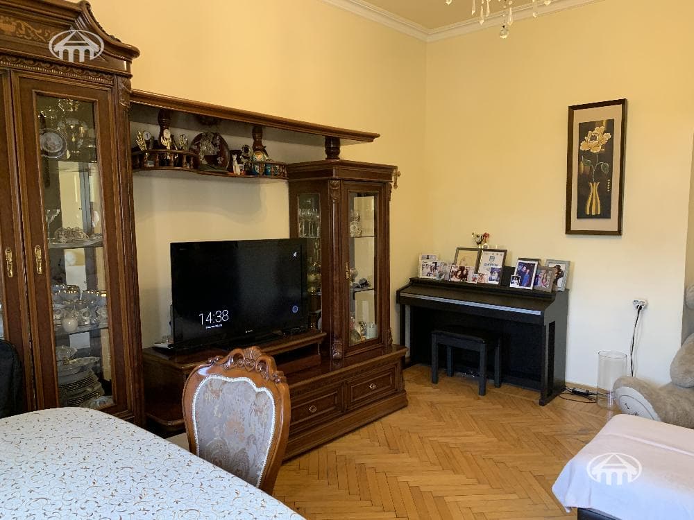 Квартира · 2 комн. · 47 м² · Кентрон
