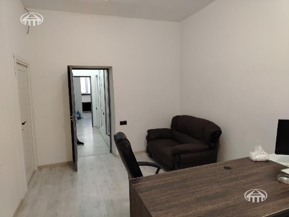 Office · 83 m² · Arabkir