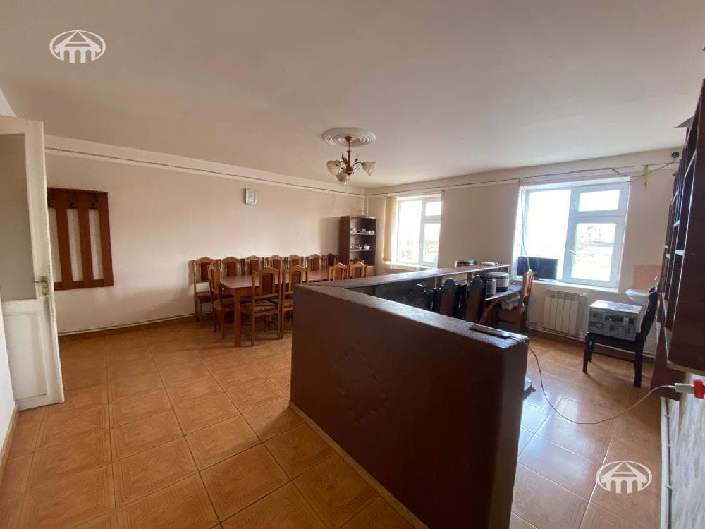 Hotel · 875 m² · Karchaghbyur