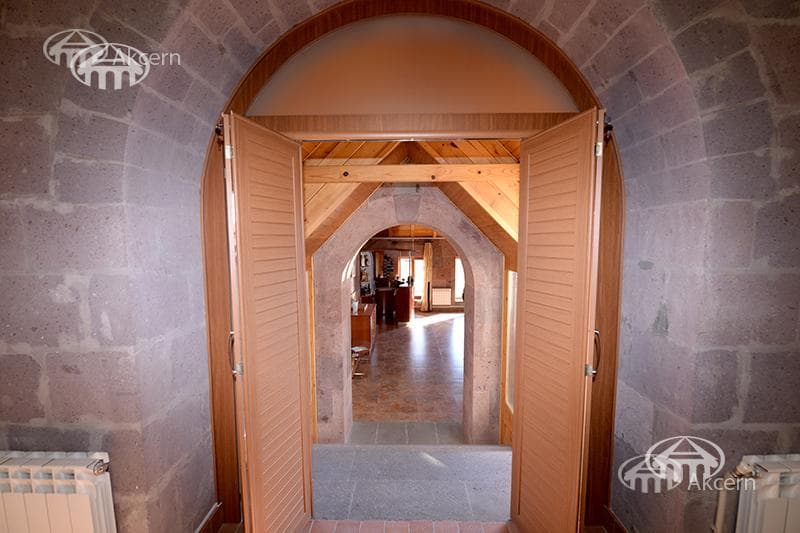 Особняк · 9 комн. · 521 м² · Прошян