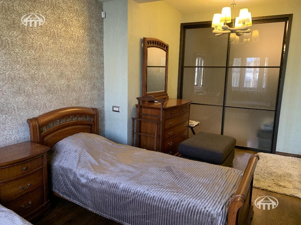 Apartment · 2 rooms · 55 m² · Kentron — photo 8 / 16