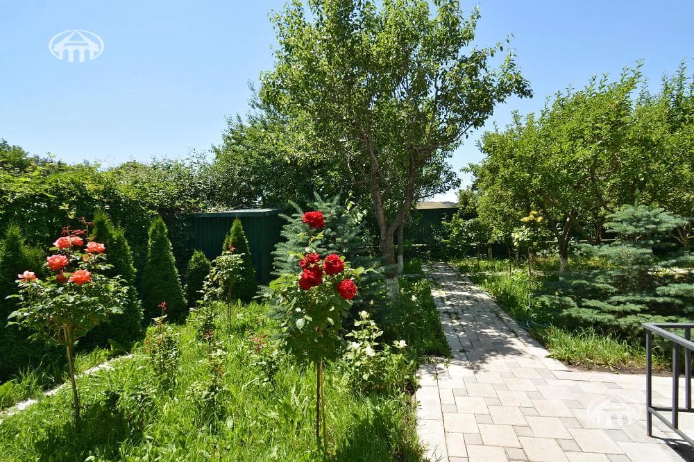 Особняк · 4 комн. · 272 м² · Птгни