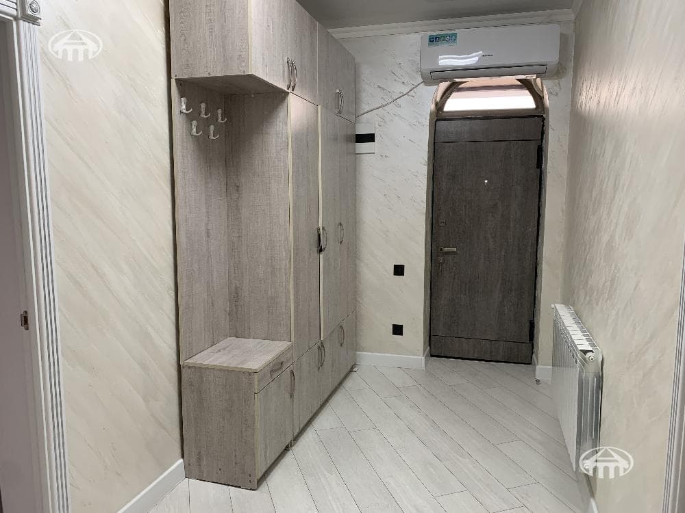 Բնակարան · 5 սեն. · 93 մ² · Էրեբունի