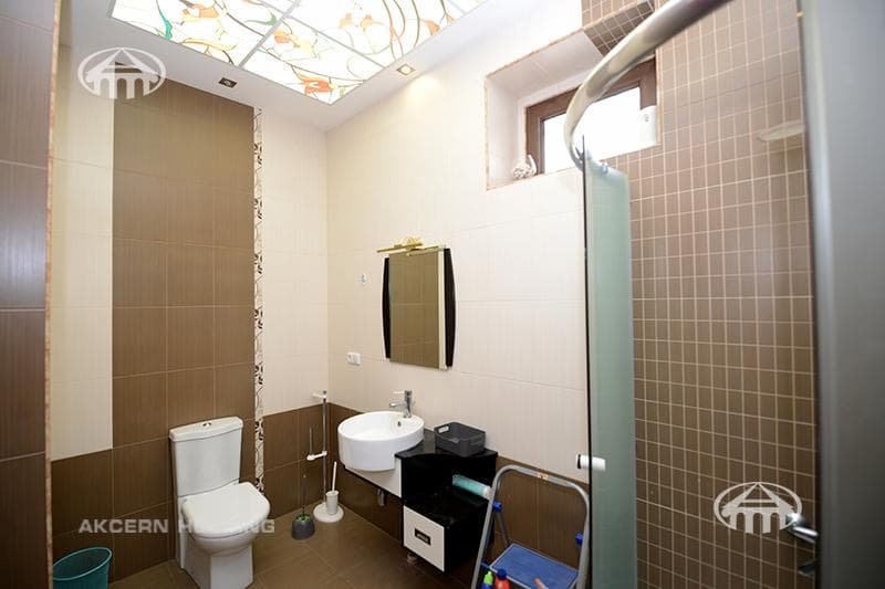 Mansion · 6 rooms · 415 m² · Nor Nork
