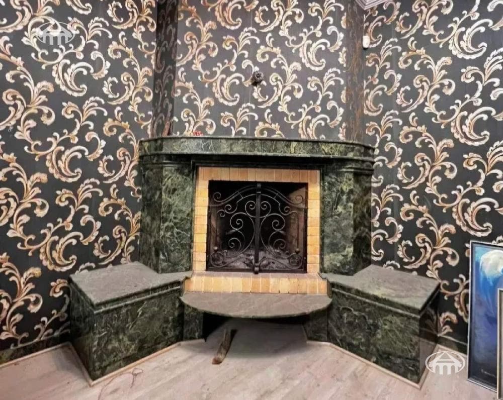 Квартира · 4 комн. · 147 м² · Кентрон