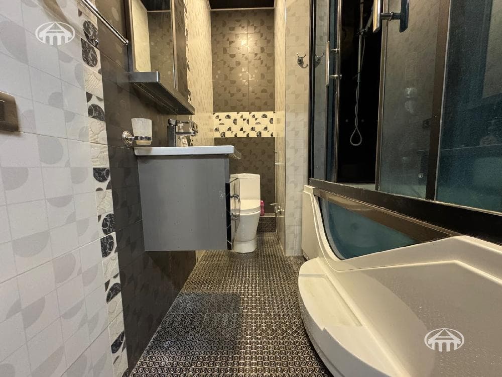 Квартира · 4 комн. · 129 м² · Арабкир