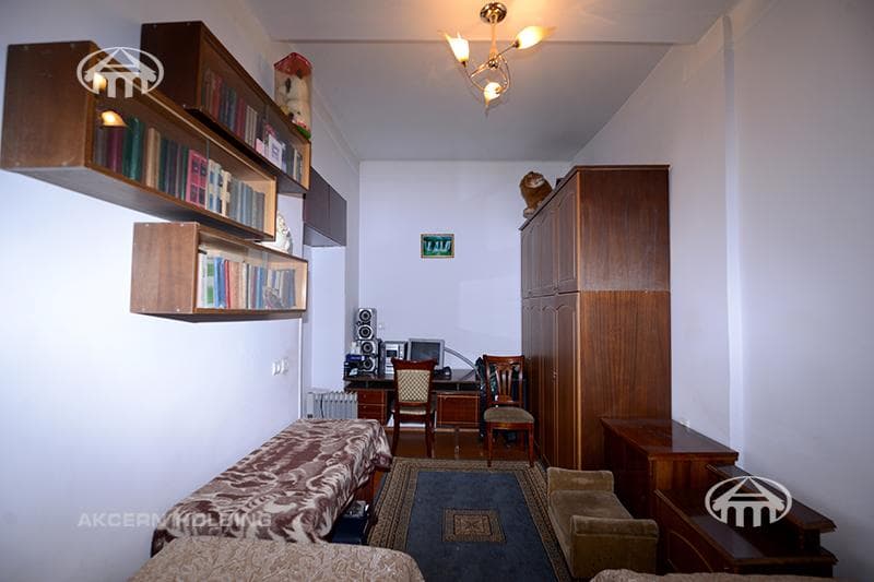 Дом · 3 комн. · 215 м² · Эребуни