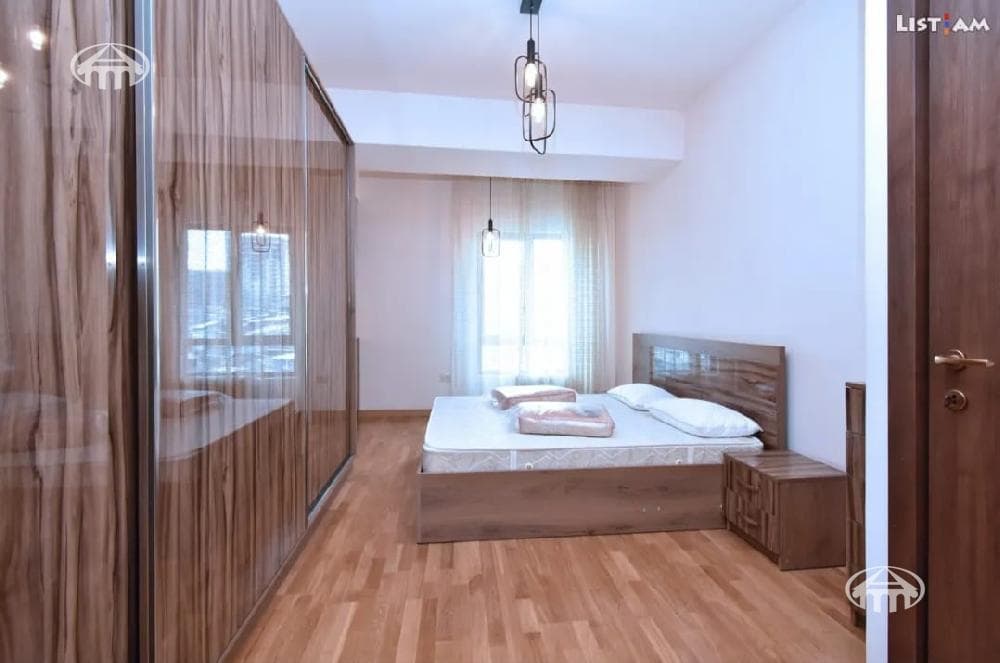 Квартира · 3 комн. · 89 м² · Кентрон