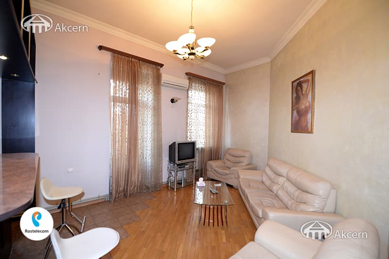 Apartment · 2 rooms · 62 m² · Kentron