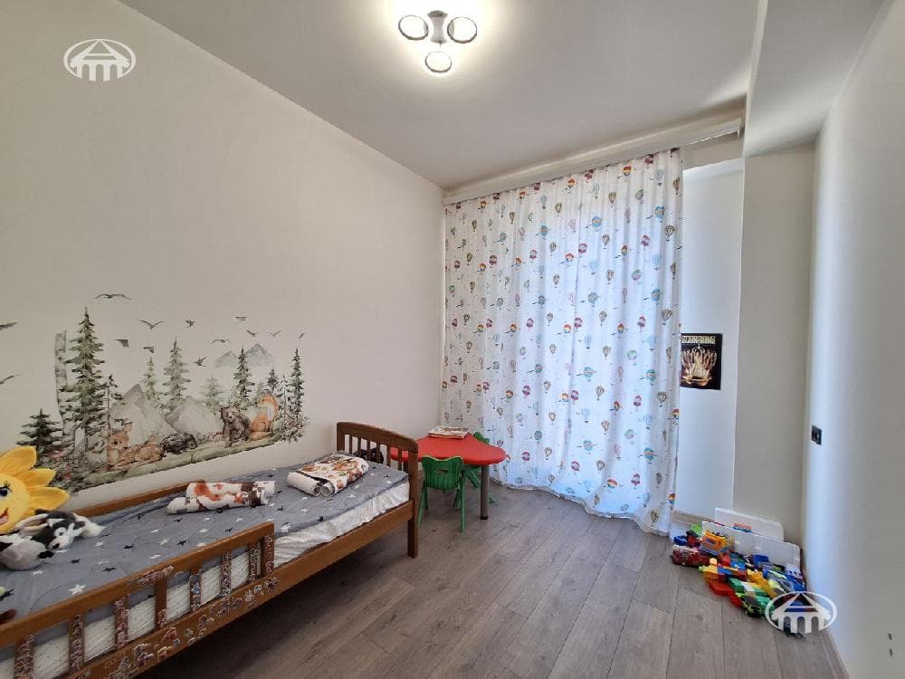 Особняк · 5 комн. · 380 м² · Ариндж