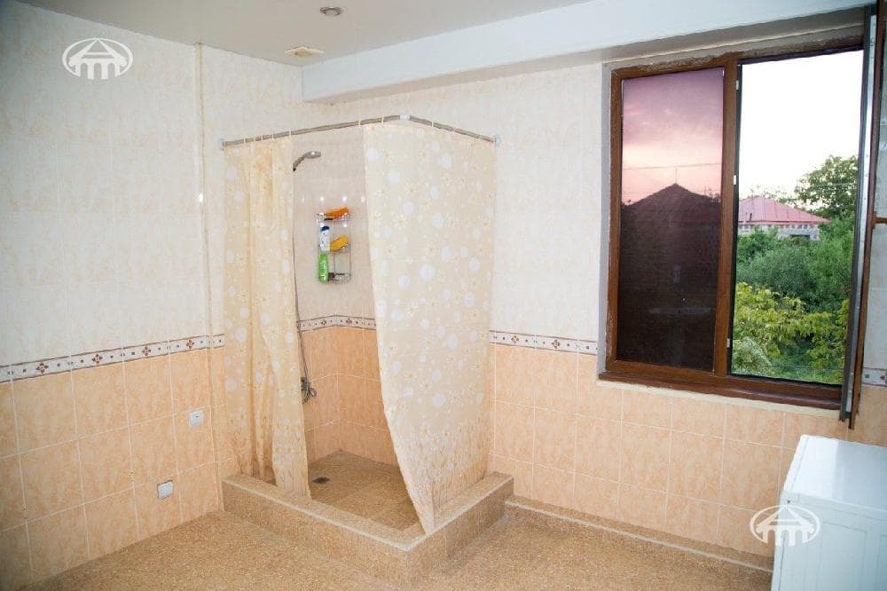 Mansion · 4 rooms · 107 m² · Ashtarak