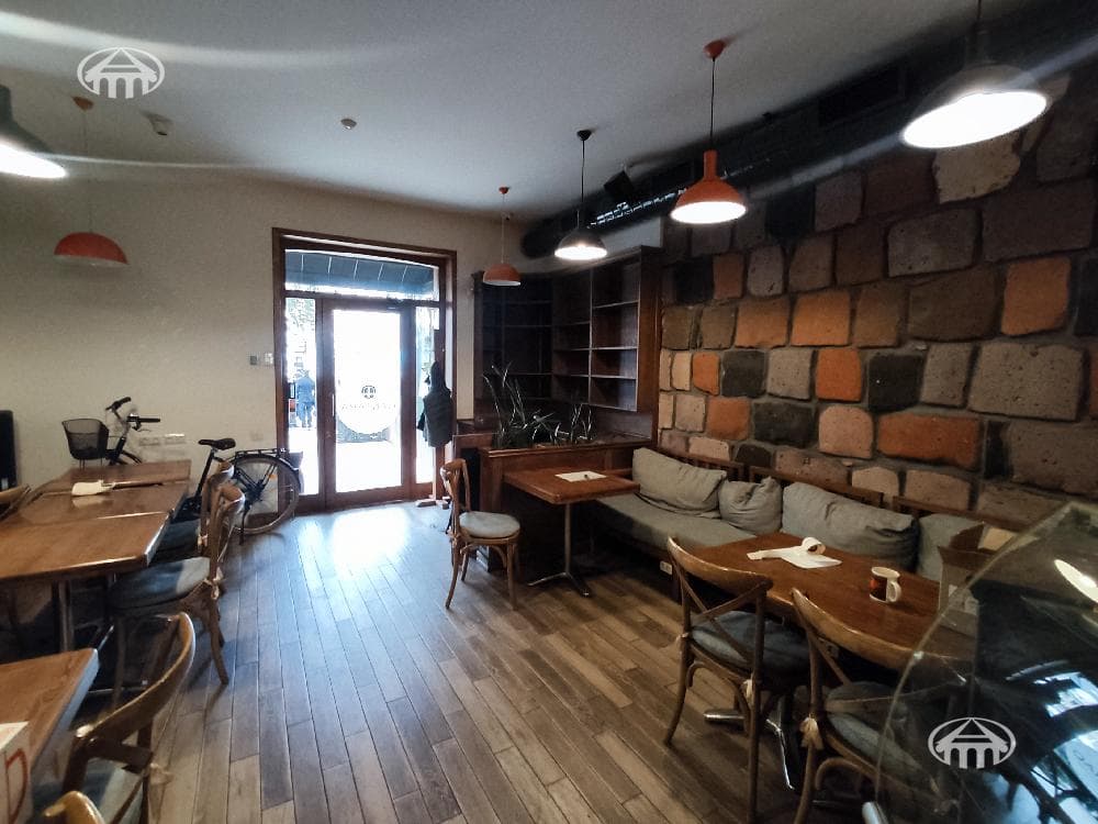 Ресторан · 100 м² · Арабкир