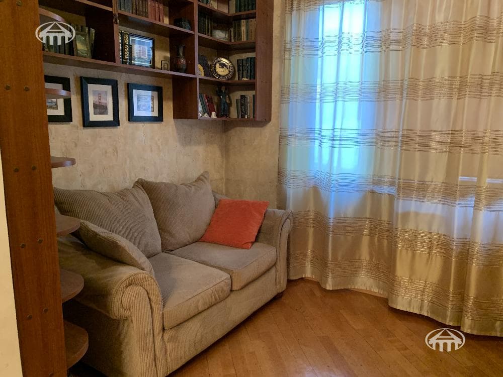 Квартира · 3 комн. · 80 м² · Кентрон