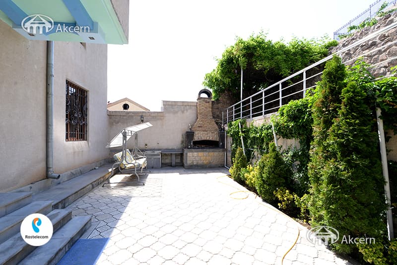 Առանձնատուն · 6 սեն. · 353 մ² · Դավթաշեն