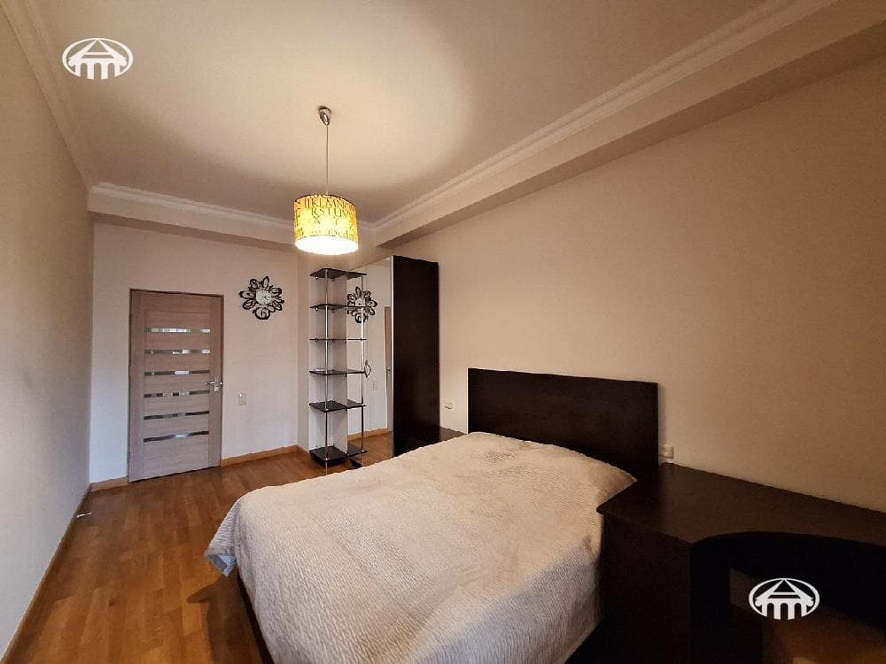 Квартира · 3 комн. · 135 м² · Кентрон